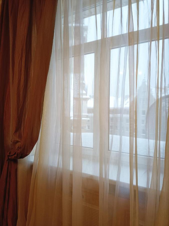 Old Town Retreat With Stunning Views 2 Bedroom Apartment Nearby The Church Of Saint Peter Riga Buitenkant foto